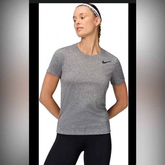 Nike Tops - Nike Women's Heather Gray Short-Sleeve Dri-FIT Tee